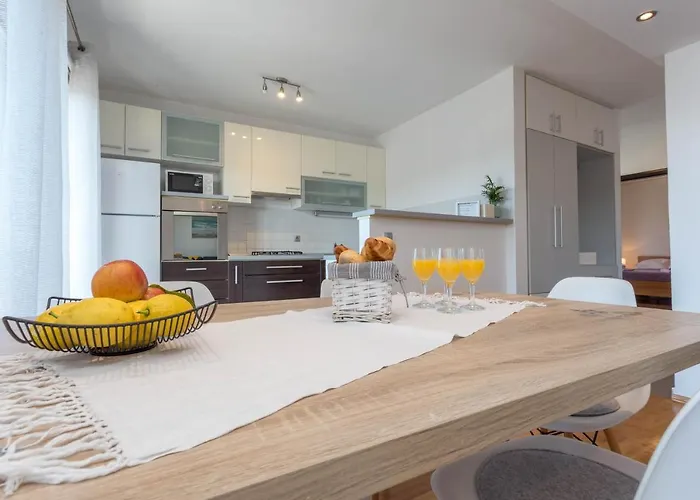 Apartman Stunning Sea View Ani *
